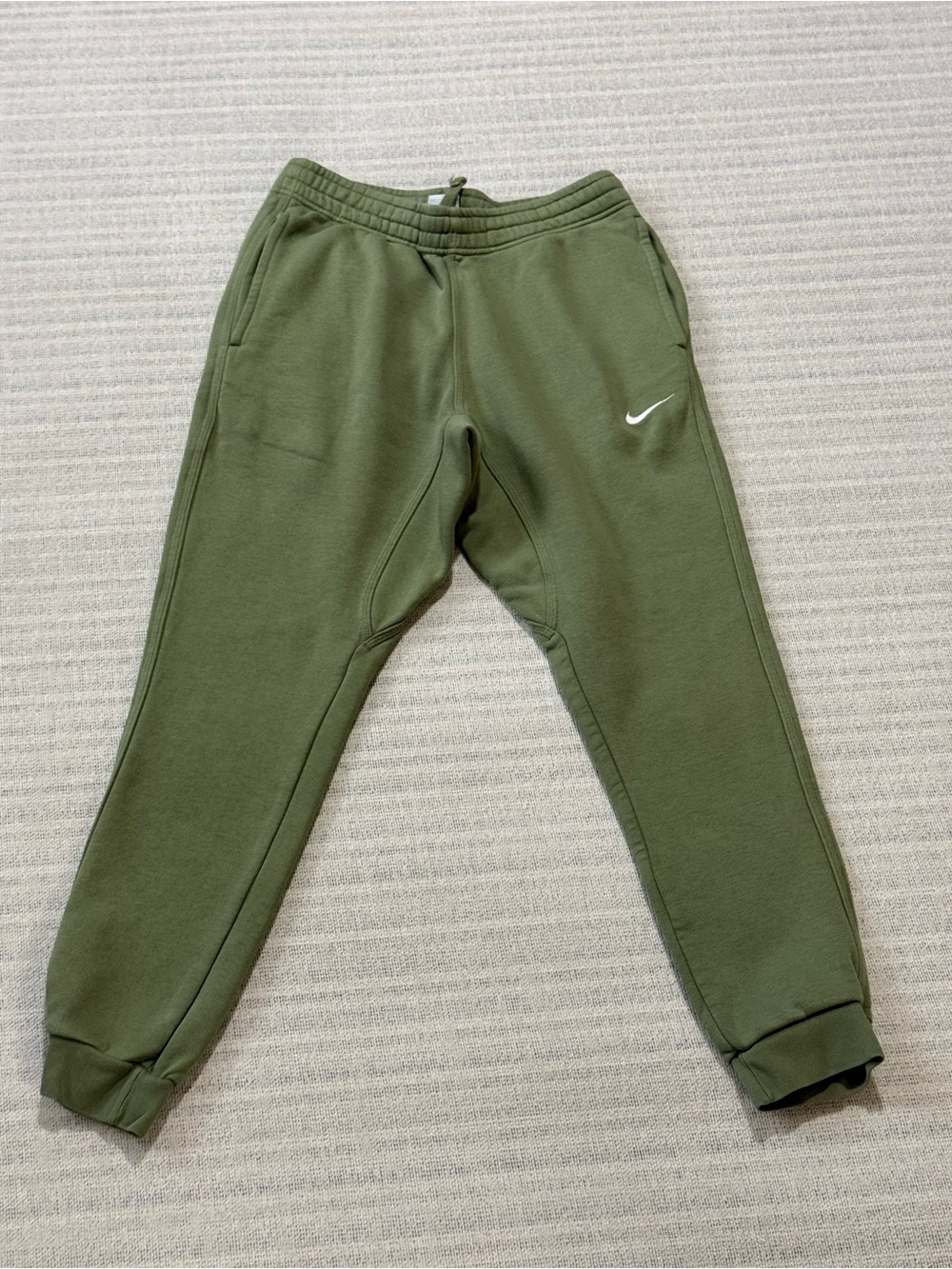 Nike Sportswear Jogger Sweatpants with White Swoosh Men's Sz M / Olive Green